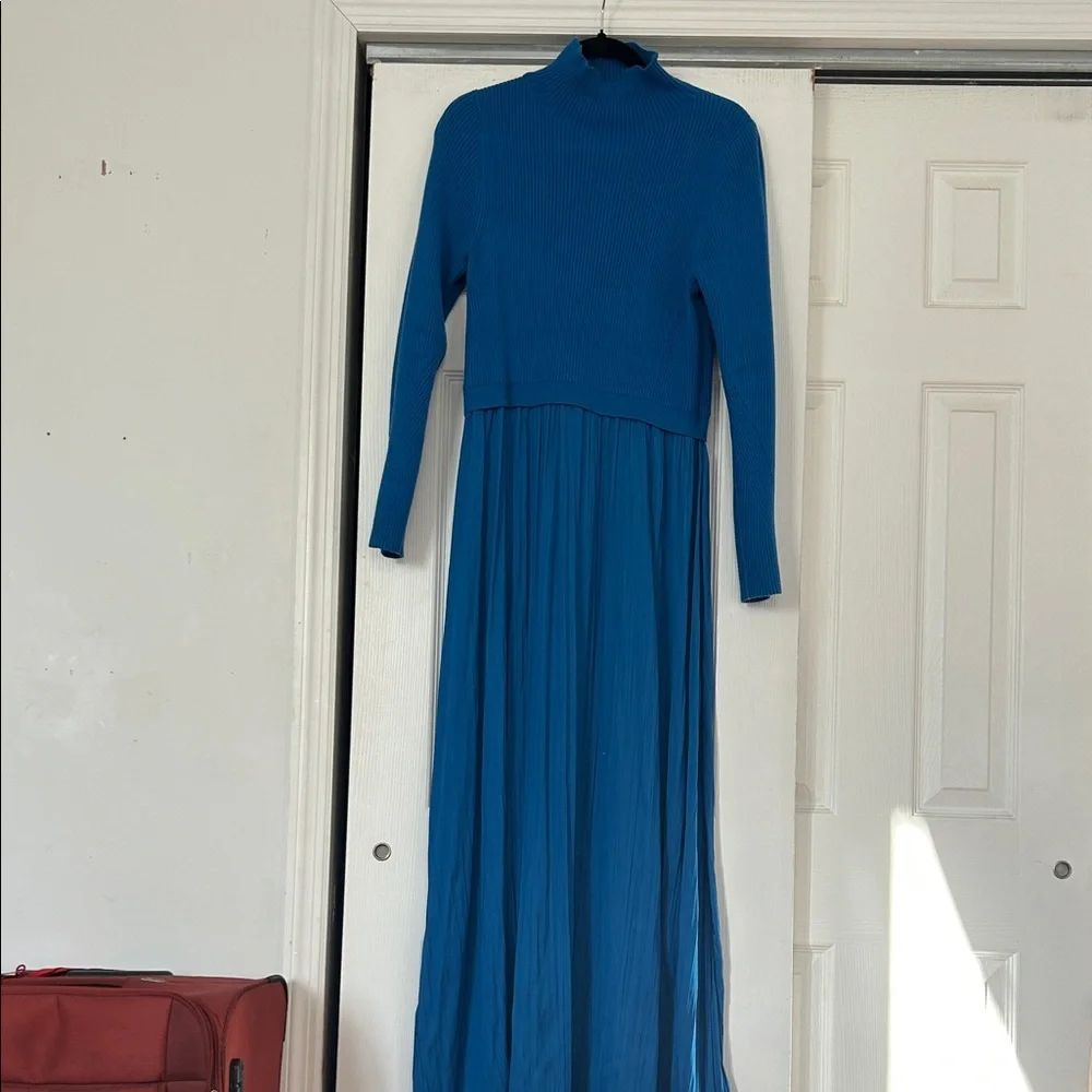 Anthropologie The Thea Long-Sleeve Twofer Petite Maxi Dress in Blue - Picture 4 of 7